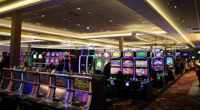 Desafiando la Suerte: Estrategias para Descontrolar Máquinas de Casino y Ganar con Astucia